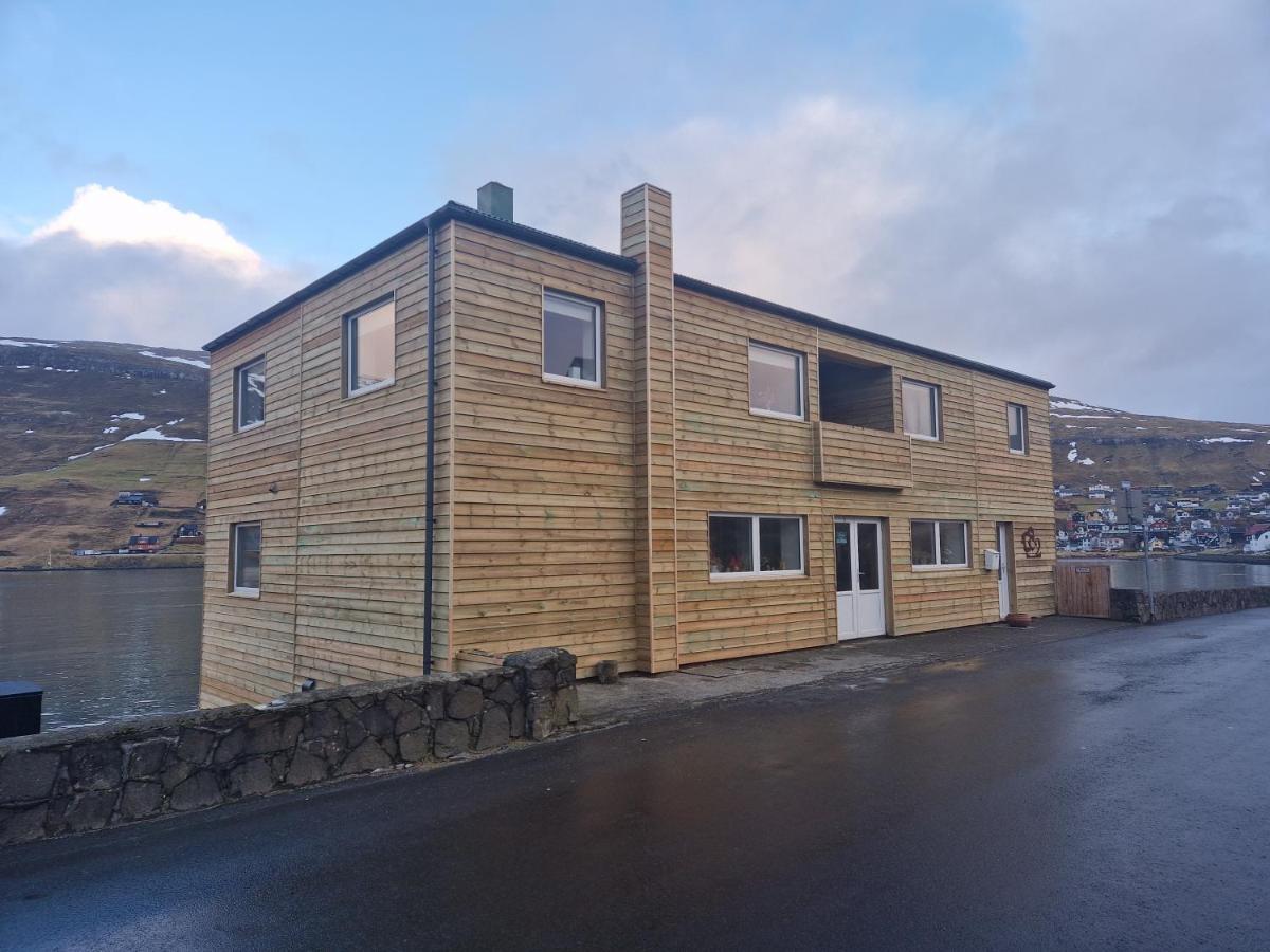 Guesthouse Hugo Sørvágur Екстериор снимка